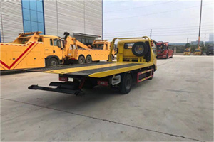 连南非事故拖车